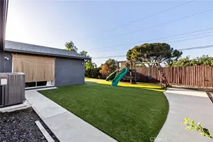 845 W Hacienda, Corona, CA 92882 - Photo 49