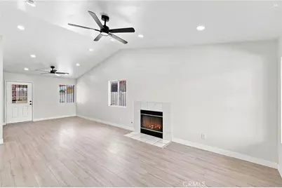 15363 Holly, Fontana, CA 92335 - Photo 7