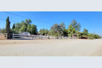 26781 Water Ave, Perris, CA 92571 - Photo 23