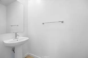 27326 Seven Oaks Ln, Valencia, CA 91381 - Photo 17