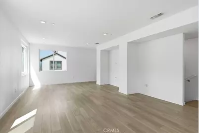 27308 Bear Creek Lane, Valencia, CA 91381 - Photo 9