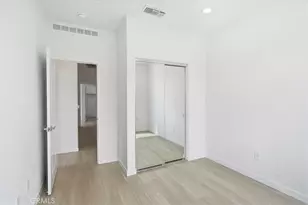 27308 Bear Creek Ln, Valencia, CA 91381 - Photo 23