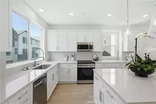 27308 Bear Creek Ln, Valencia, CA 91381 - Photo 15