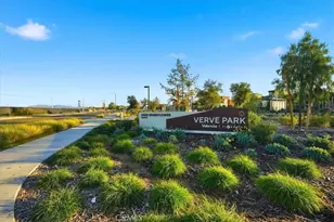 27308 Bear Creek Ln, Valencia, CA 91381 - Photo 33