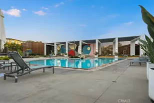 27308 Bear Creek Ln, Valencia, CA 91381 - Photo 5