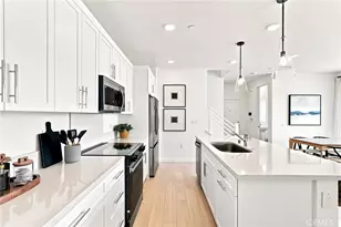 27235 Reed Ln, Valencia, CA 91381 - Photo 7