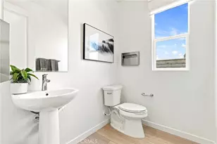 27235 Reed Ln, Valencia, CA 91381 - Photo 13