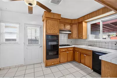 10923 Belcher, Norwalk, CA 90650 - Photo 5