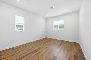 23712 Wilcox Dr, Newhall, CA 91321 - Photo 19