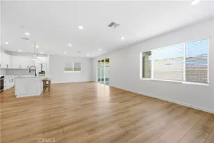 23720 Wilcox Dr, Newhall, CA 91321 - Photo 11