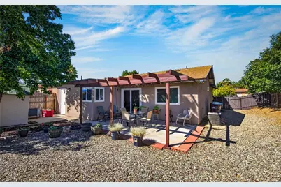200 Janan Court, Banning, CA 92220 - Photo 3