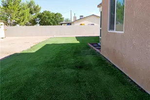 12760 Waynoka, Apple Valley, CA 92308 - Photo 29