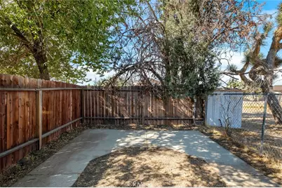8941 Cottonwood, Hesperia, CA 92345 - Photo 33