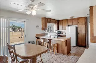 8941 Cottonwood, Hesperia, CA 92345 - Photo 9