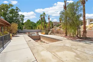 67870 Carroll Dr, Cathedral City, CA 92234 - Photo 31