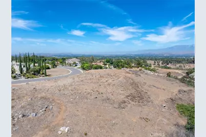 2035 Polo Court, Riverside, CA 92506 - Photo 5
