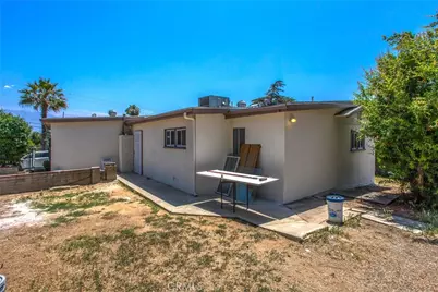 12190 Gladys, Yucaipa, CA 92399 - Photo 31