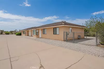 11461 Oasis, Pinon Hills, CA 92372 - Photo 9