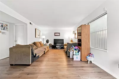 379 E Randall, Rialto, CA 92376 - Photo 3