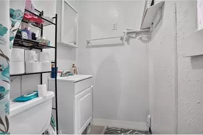 23762 Manzanita Drive, Crestline, CA 92325 - Photo 37