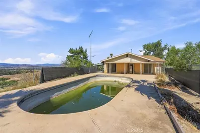 30321 Norden, Homeland, CA 92548 - Photo 3