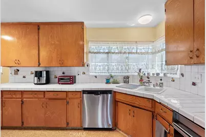 5919 Hudson, Riverside, CA 92509 - Photo 9