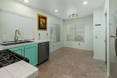 28098 Lemonwood, Menifee, CA 92584 - Photo 9