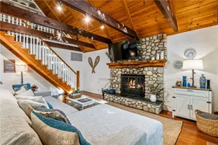 371 Maple Dr, Lake Arrowhead, CA 92352 - Photo 5