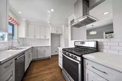 14373 Berg, Sylmar, CA 91342 - Photo 17