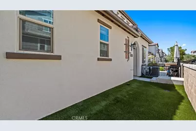 5604 Altamura Way #1, Fontana, CA 92336 - Photo 27
