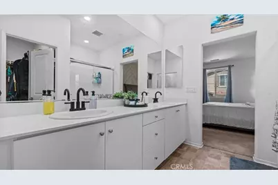 5604 Altamura Way #1, Fontana, CA 92336 - Photo 17