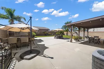 15727 Virginia, Fontana, CA 92336 - Photo 39