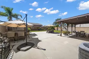 15727 Virginia, Fontana, CA 92336 - Photo 39