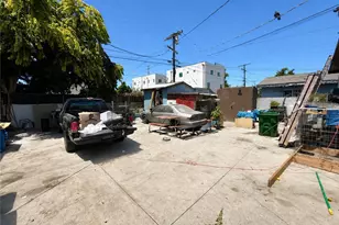 7833 Crocker, Los Angeles, CA 90003 - Photo 27
