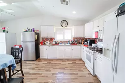 1676 Hayloft Place, San Jacinto, CA 92582 - Photo 13