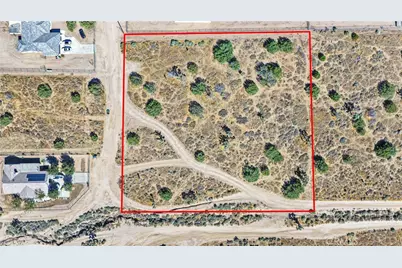 7879 Outpost, Oak Hills, CA 92344 - Photo 11