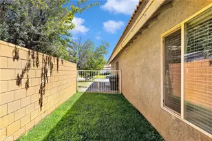 13520 Driftwood Dr, Victorville, CA 92395 - Photo 45