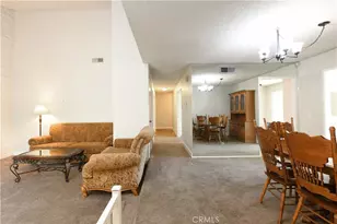 5468 Apricot Ln, Riverside, CA 92506 - Photo 5