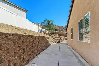 7066 Almandine, Jurupa Valley, CA 92509 - Photo 37