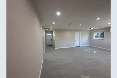 560 W 10th Street, Perris, CA 92570 - Photo 5