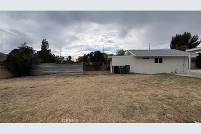 488 E Victory, Banning, CA 92220 - Photo 19