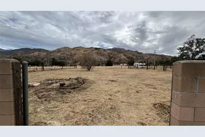 488 E Victory, Banning, CA 92220 - Photo 23