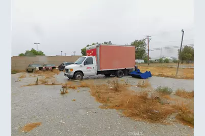14081 Broadway Street, Cabazon, CA 92230 - Photo 17