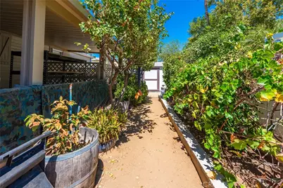 10380 Wagonroad, Corona, CA 92883 - Photo 9