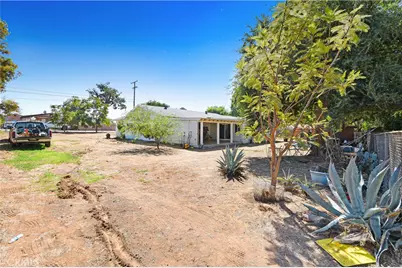 6523 Lorena, Jurupa Valley, CA 91752 - Photo 3