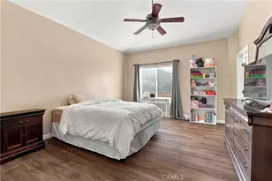 6890 Oak Hill Rd, Oak Hills, CA 92344 - Photo 19