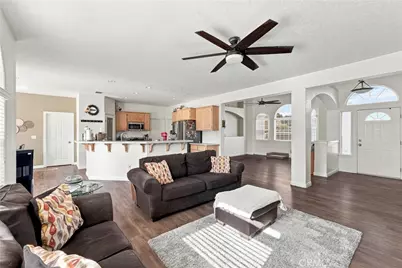 6890 Oak Hill Road, Oak Hills, CA 92344 - Photo 7