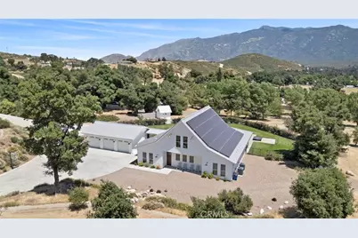 47043 Twin Pines Road, Banning, CA 92220 - Photo 11