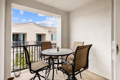 16570 Wyndham Lane ##10, Fontana, CA 92336 - Photo 9