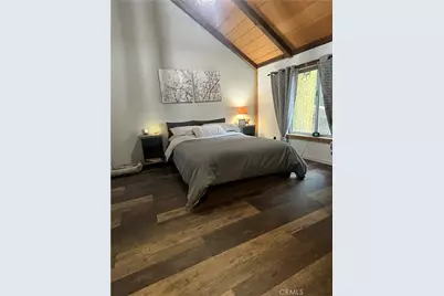 404 Mozumdar, Cedarpines Park, CA 92322 - Photo 9